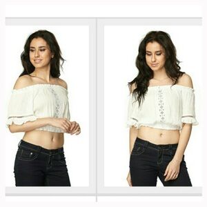 Lace Detail Off Shoulder Crop Top